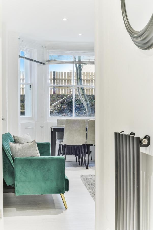 Amazing 2 Bed Apartment Clapham North 伦敦 外观 照片